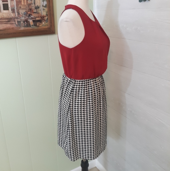 Hello miss houndstooth pleated dress small *A1 - Picture 3 of 7